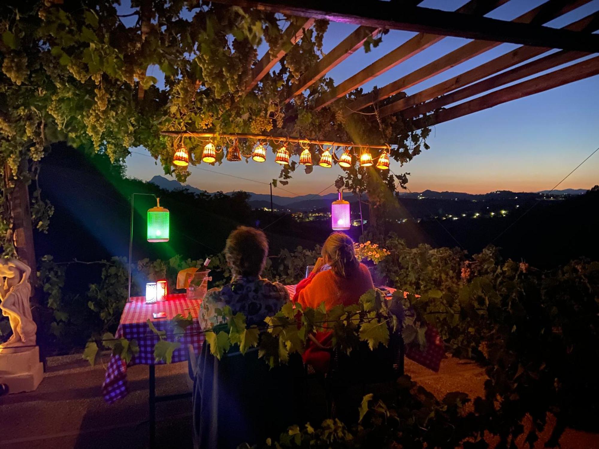 Bed And Adventure Tramontana Resort - Casetta & Wellness Castilenti Extérieur photo