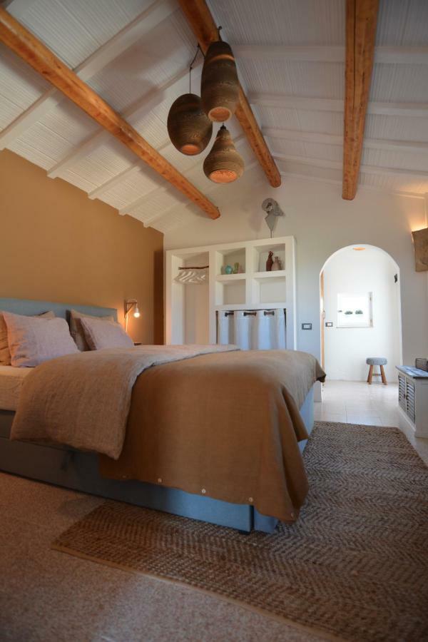 Bed And Adventure Tramontana Resort - Casetta & Wellness Castilenti Extérieur photo
